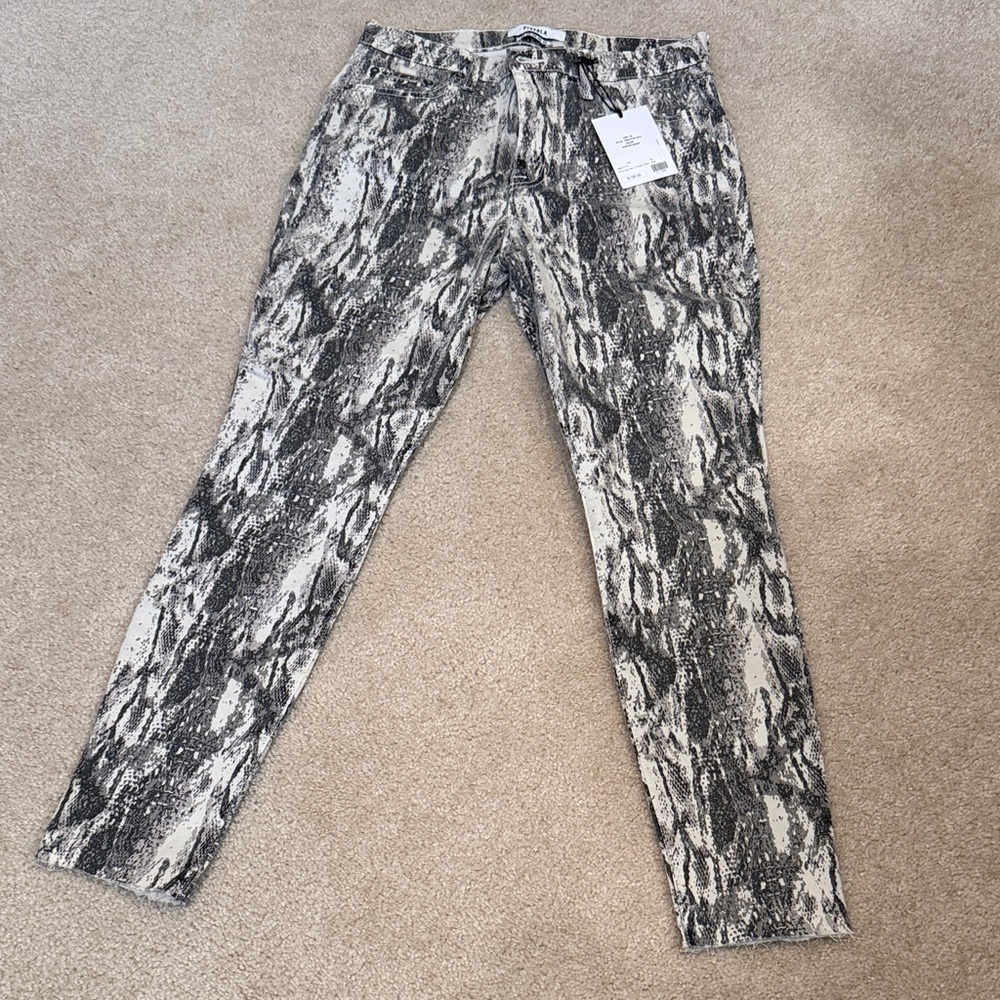 Pistola Black and White Snake Print High-Rise Skinny Jeans, size 29 NWT